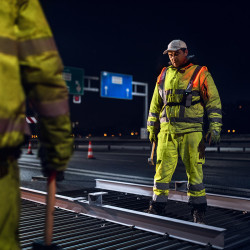 Gilet Lampeggiante Giallo con Alta Visibilità